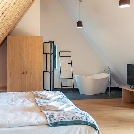 Апартаменты Shelter House Косцелиско Экстерьер фото